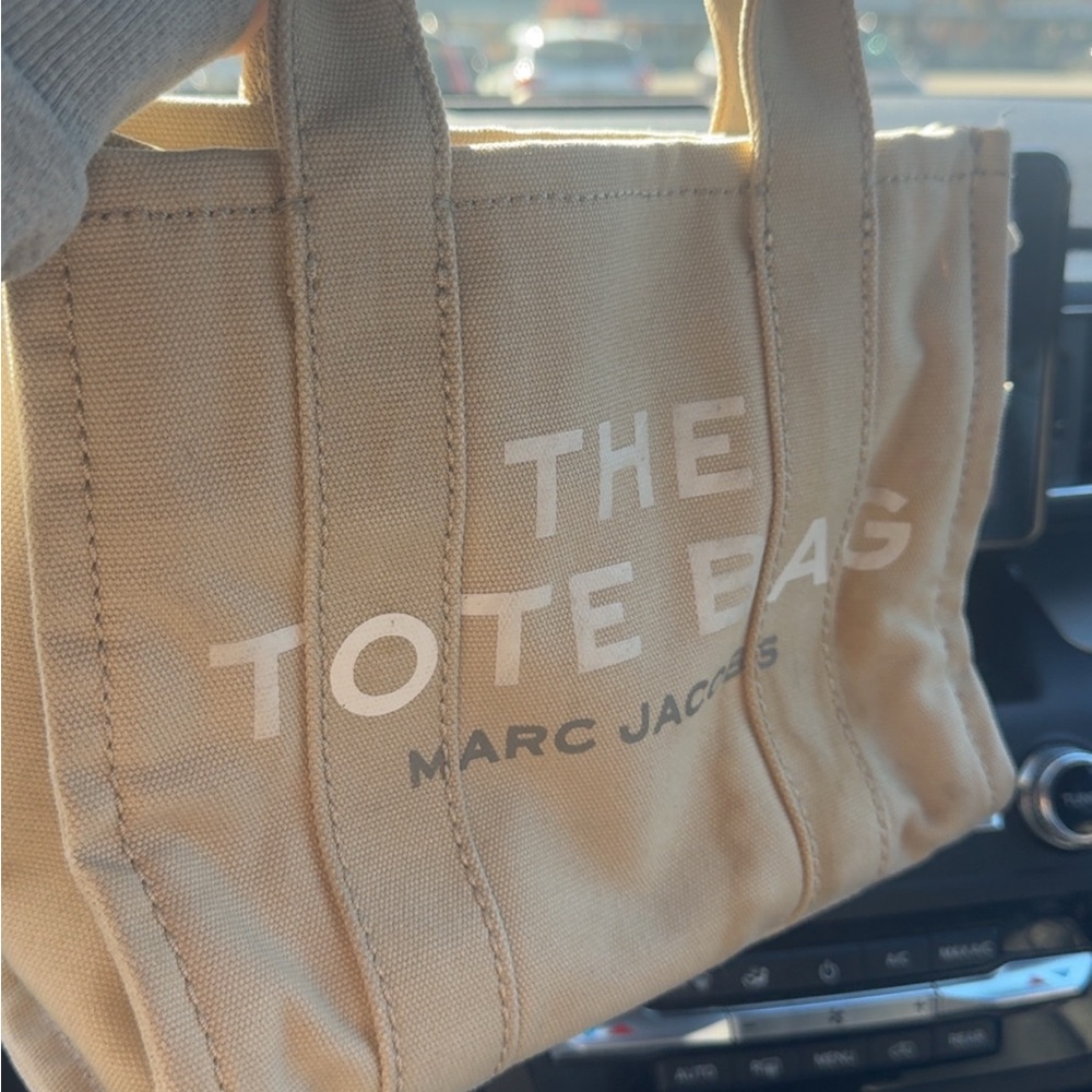 Marc Jacobs Beige Tote Bag